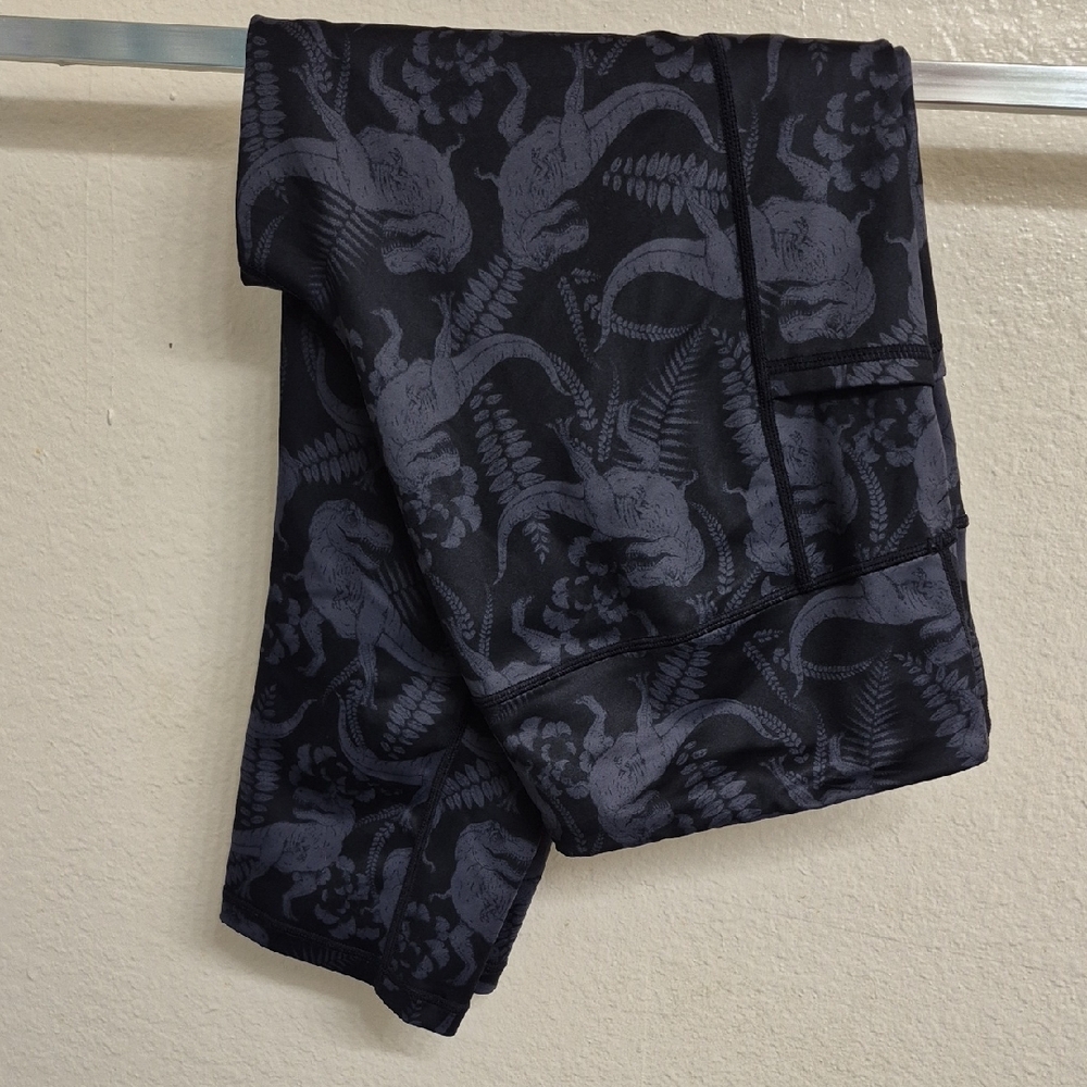Constantly Varied Gear Black and Gray Capris